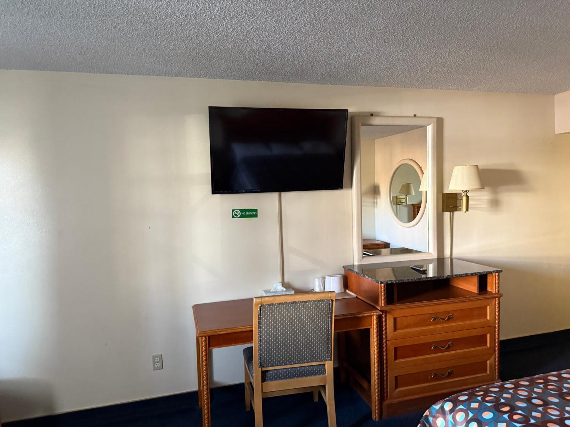 Fiesta Inn Los Angeles - 벨가든 외부 사진