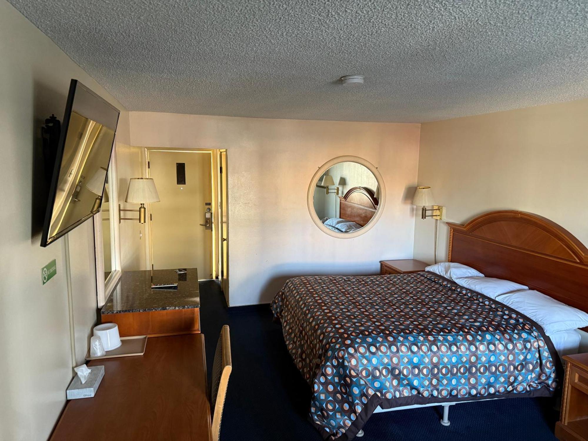 Fiesta Inn Los Angeles - 벨가든 외부 사진